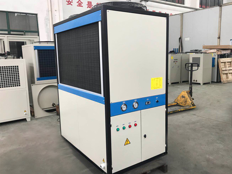 了解工業油冷機溫控配置，選擇不再迷茫