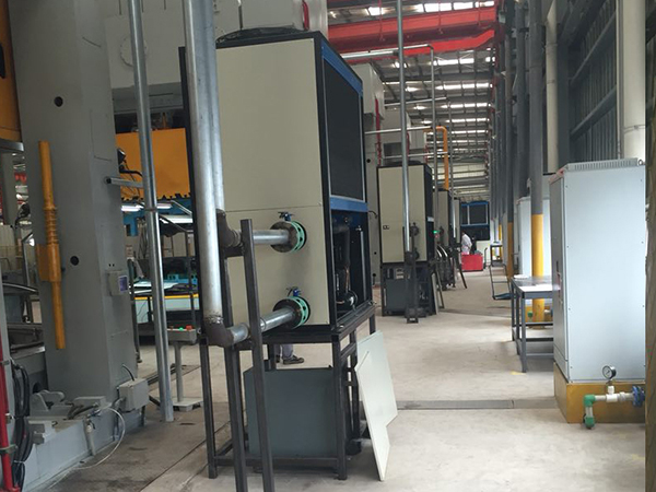 油冷機廠家注意操作不當引起的一系列問題 油冷機廠家注意操作不當引起的一系列問題