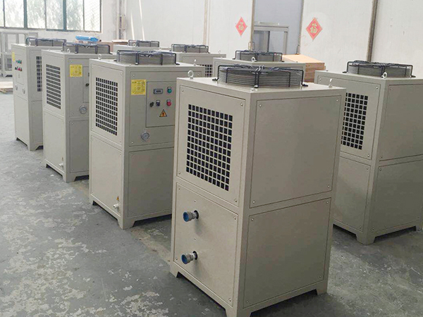 油冷機功能優勢有哪些 油冷機功能優勢有哪些